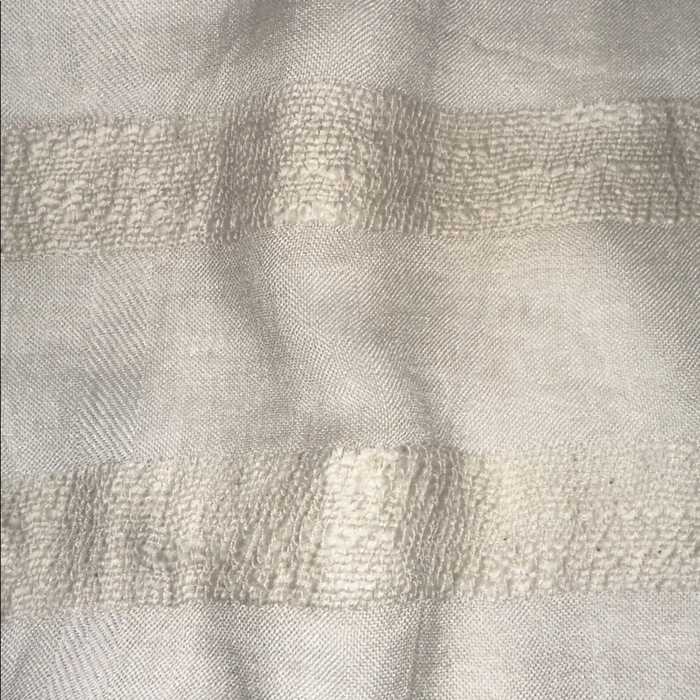 Ann Taylor Scarf off white never worn still has tags